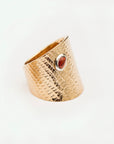 carlota-guardia-reptilia-ring-gold-side-view-04