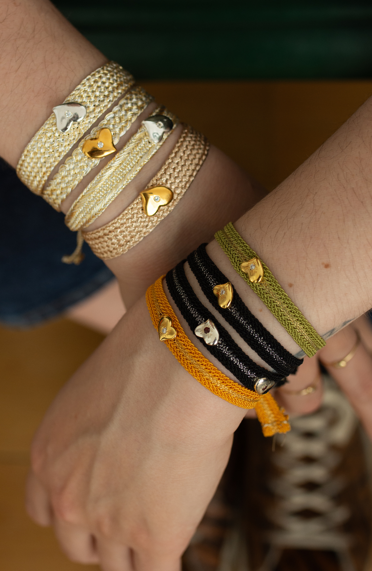 LES AMOURS Sfifa: Gold thread with vermeil hearts