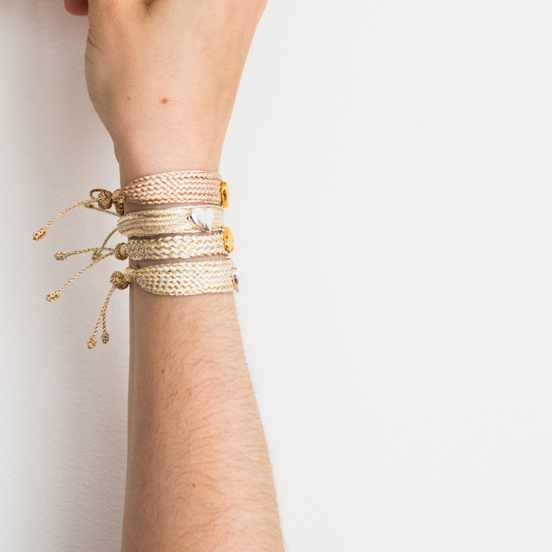 LES AMOURS Sfifa bracelet: Gold thread with vermeil hearts.