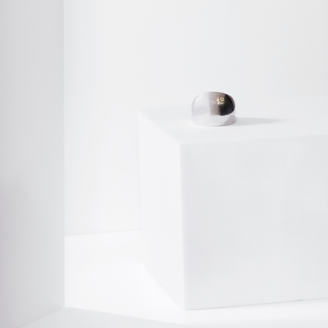 BUBBLE SPARK RING recycled sterling silver with diamond, Carlota Guardia Jewelry, front view.
