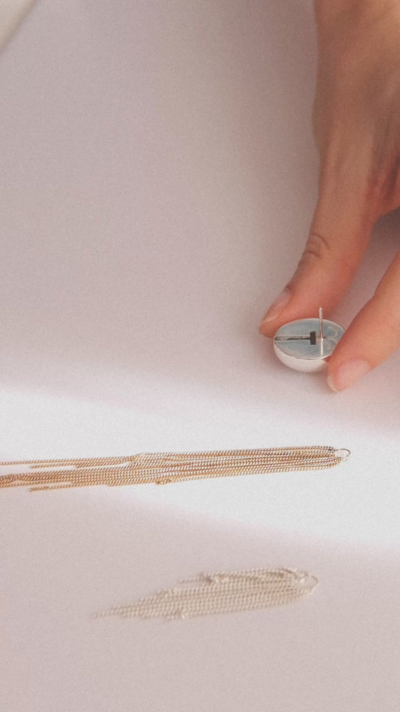 Nocturne modular vermeil earring demonstrating its versatile design and multiple styling options by Carlota Guardia