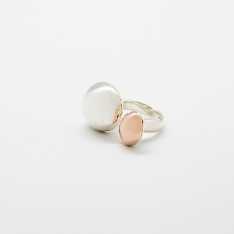 COCOON DOUBLE SPHERE Ring: gold and sterling silver