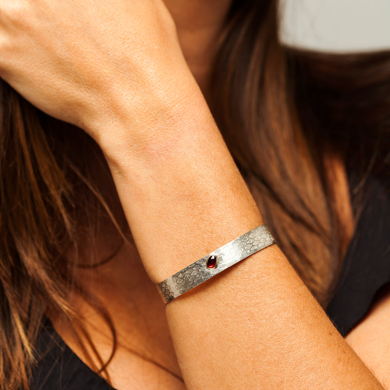 REPTILIA Mini Cuff: sterling silver